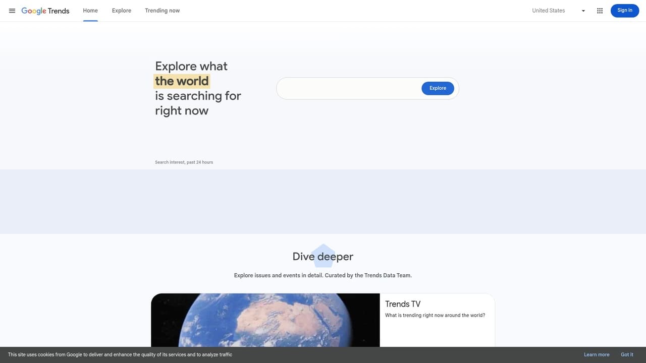 Интерфейс Google Trends с поисковой строкой и графиком популярности запроса